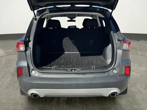 Used 2022 Ford Escape SE image 21