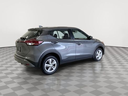 Certified 2025 Nissan Kicks Play S image 12