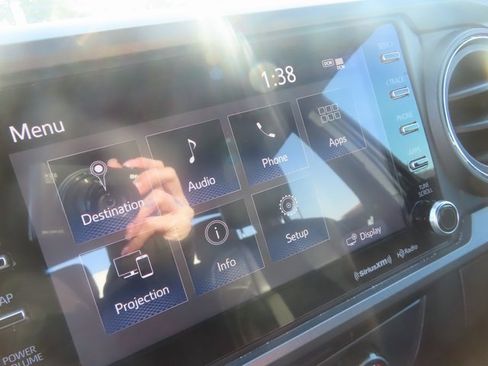 Used 2022 Toyota Tacoma TRD Sport image 21