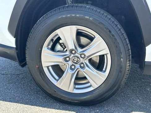 Certified 2025 Toyota RAV4 XLE image 21