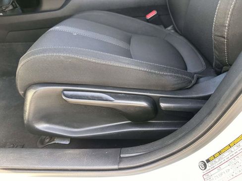 Used 2019 Honda Civic LX image 11