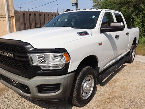 Used 2022 RAM 2500 Tradesman AWD/4WD image 3
