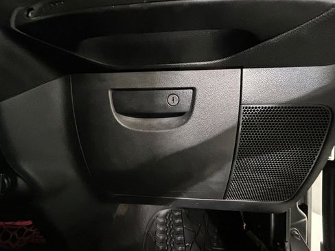 Used 2017 Jeep Wrangler Unlimited Rubicon AWD/4WD image 24