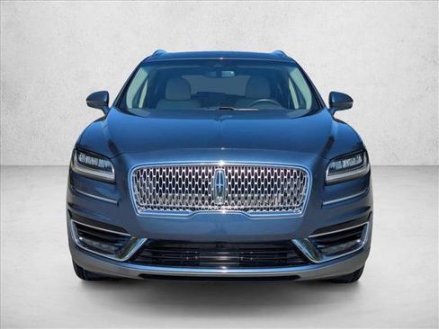 Used 2019 Lincoln Nautilus Select FWD image 2