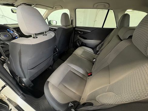 Used 2024 Subaru Outback Premium AWD/4WD image 22