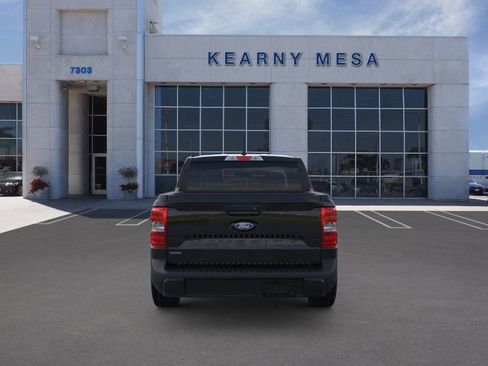 New 2025 Ford Maverick XL image 34