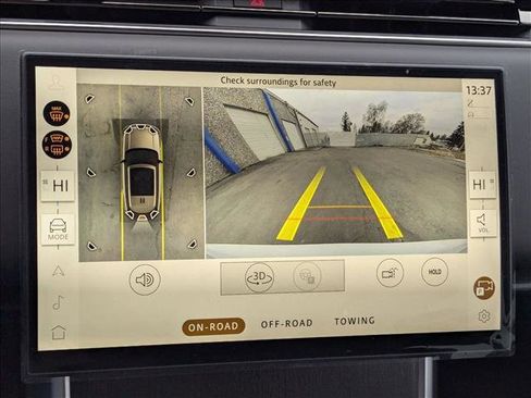 New 2025 Land Rover Range Rover SE image 15