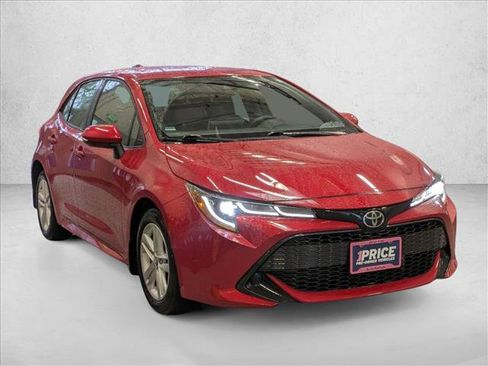 Used 2021 Toyota Corolla SE image 3