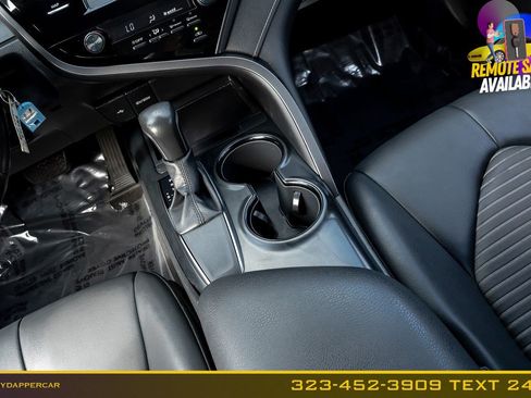 Used 2020 Toyota Camry SE FWD image 20