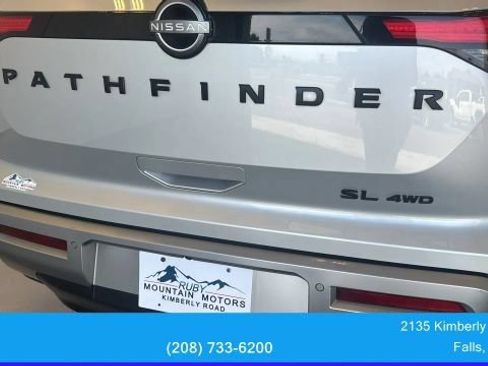Used 2024 Nissan Pathfinder SL w/ SL Premium Package AWD/4WD image 10