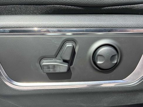 New 2026 RAM 1500 Laramie AWD/4WD image 14