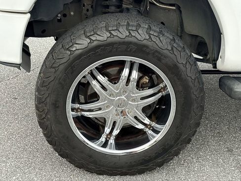 Used 2011 Ford F150 FX4 w/ FX Luxury Pkg image 32