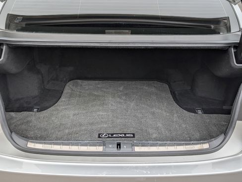 Used 2019 Lexus LS 500h AWD image 19