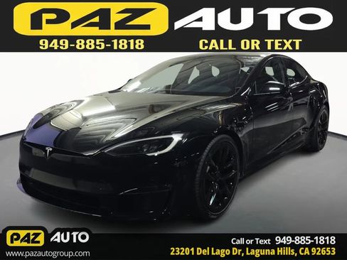 Used 2022 Tesla Model S Plaid image 1