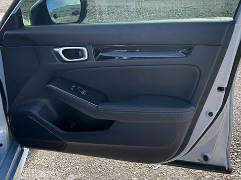 Used 2023 Honda Civic Touring image 24