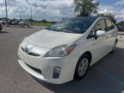 Used 2010 Toyota Prius One image 7