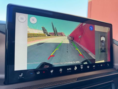 Used 2025 Ford Bronco Sport Outer Banks w/ Outer Banks Tech Package+ image 32