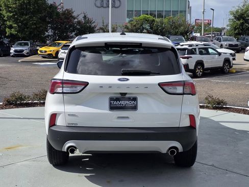 Used 2022 Ford Escape SEL FWD image 3