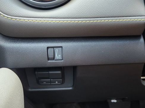 Used 2026 Chevrolet Colorado ZR2 AWD/4WD image 25