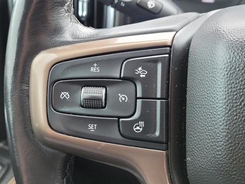Used 2022 Chevrolet Silverado 3500 High Country w/ Technology Package AWD/4WD image 33