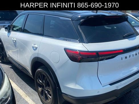 Certified 2026 INFINITI QX60 Autograph w/ Dark Cargo Package AWD/4WD image 2