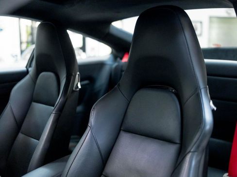 Used 2019 Porsche 911 Turbo S image 44