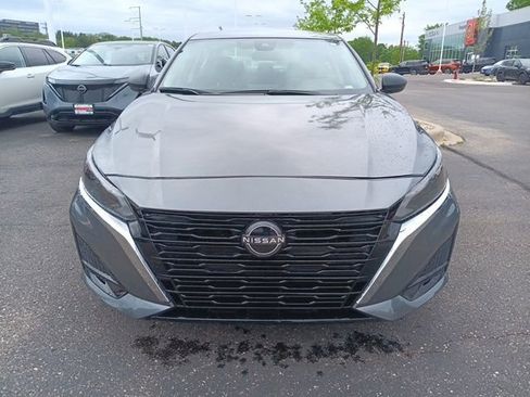 Certified 2025 Nissan Altima 2.5 SV FWD image 6