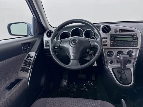 Used 2005 Toyota Matrix XR FWD image 20