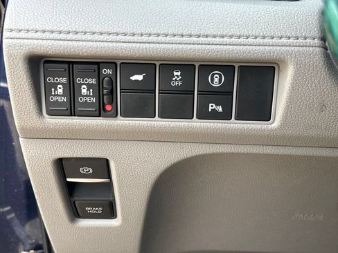 Used 2023 Honda Odyssey Elite image 20