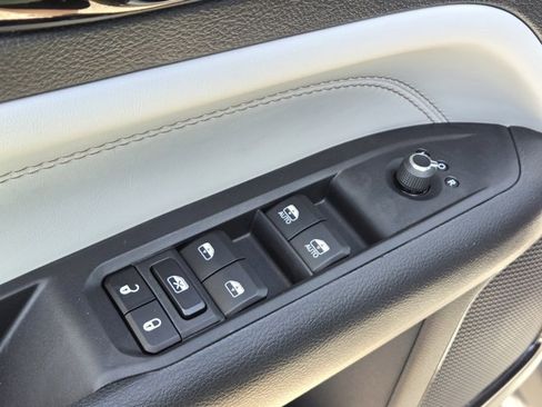 New 2026 Jeep Compass Limited AWD/4WD image 28