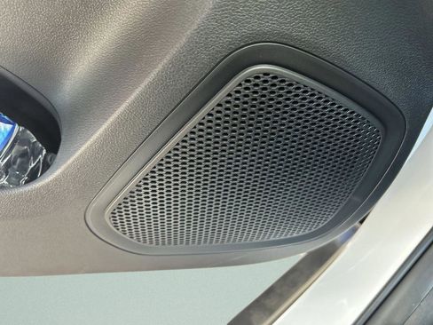 New 2026 Hyundai Venue SEL FWD image 26
