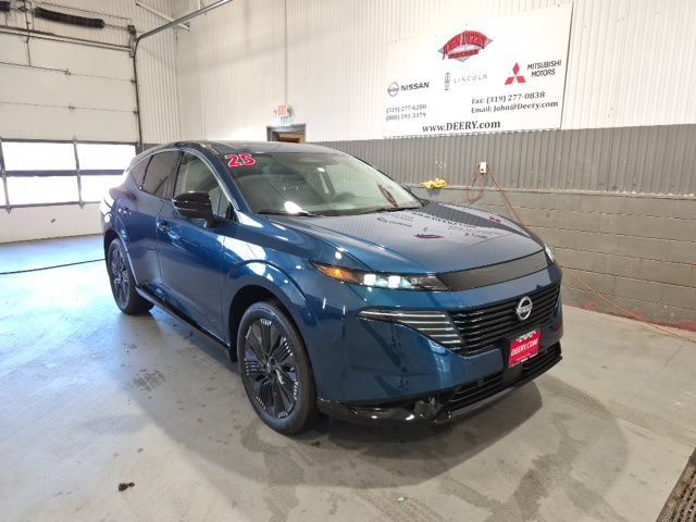Certified 2025 Nissan Murano Platinum w/ Cargo Package AWD/4WD image 1