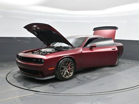Used 2017 Dodge Challenger SRT Hellcat image 56