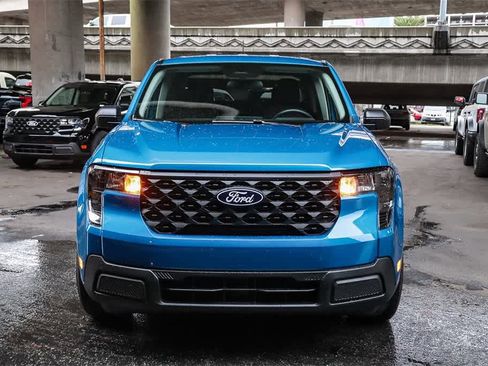 New 2025 Ford Maverick XL image 2