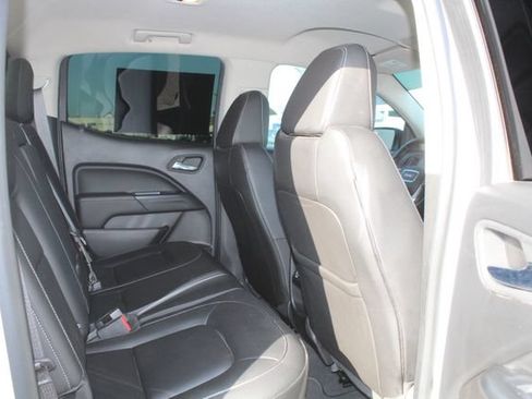 Used 2022 GMC Canyon Elevation w/ Elevation Premium Package AWD/4WD image 15