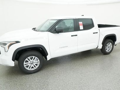 New 2025 Toyota Tundra SR5