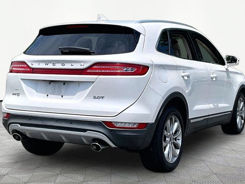 Used 2018 Lincoln MKC Select w/ Select Plus Package FWD image 5