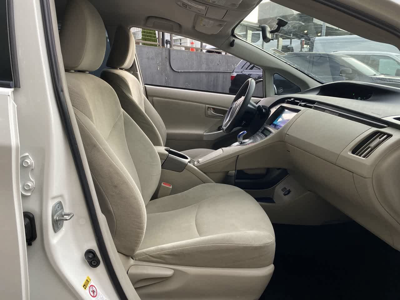 Used 2014 Toyota Prius Three FWD image 19