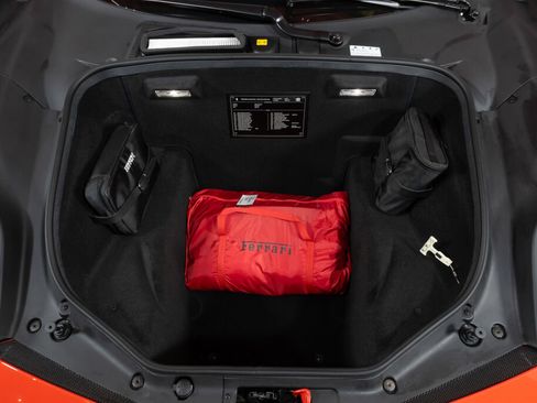 Used 2017 Ferrari 488 GTB image 22