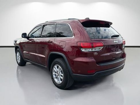 Used 2020 Jeep Grand Cherokee Laredo image 3
