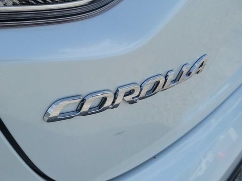 Used 2024 Toyota Corolla SE FWD image 7