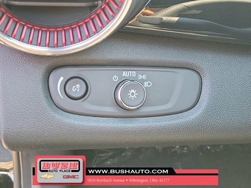 New 2026 Chevrolet Trax RS w/ Sunroof Package FWD image 22