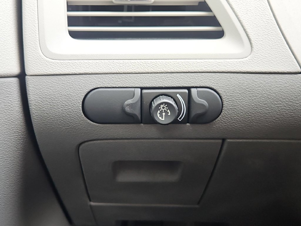 Used 2009 Chevrolet Malibu LT w/ Premium Audio Package FWD image 18