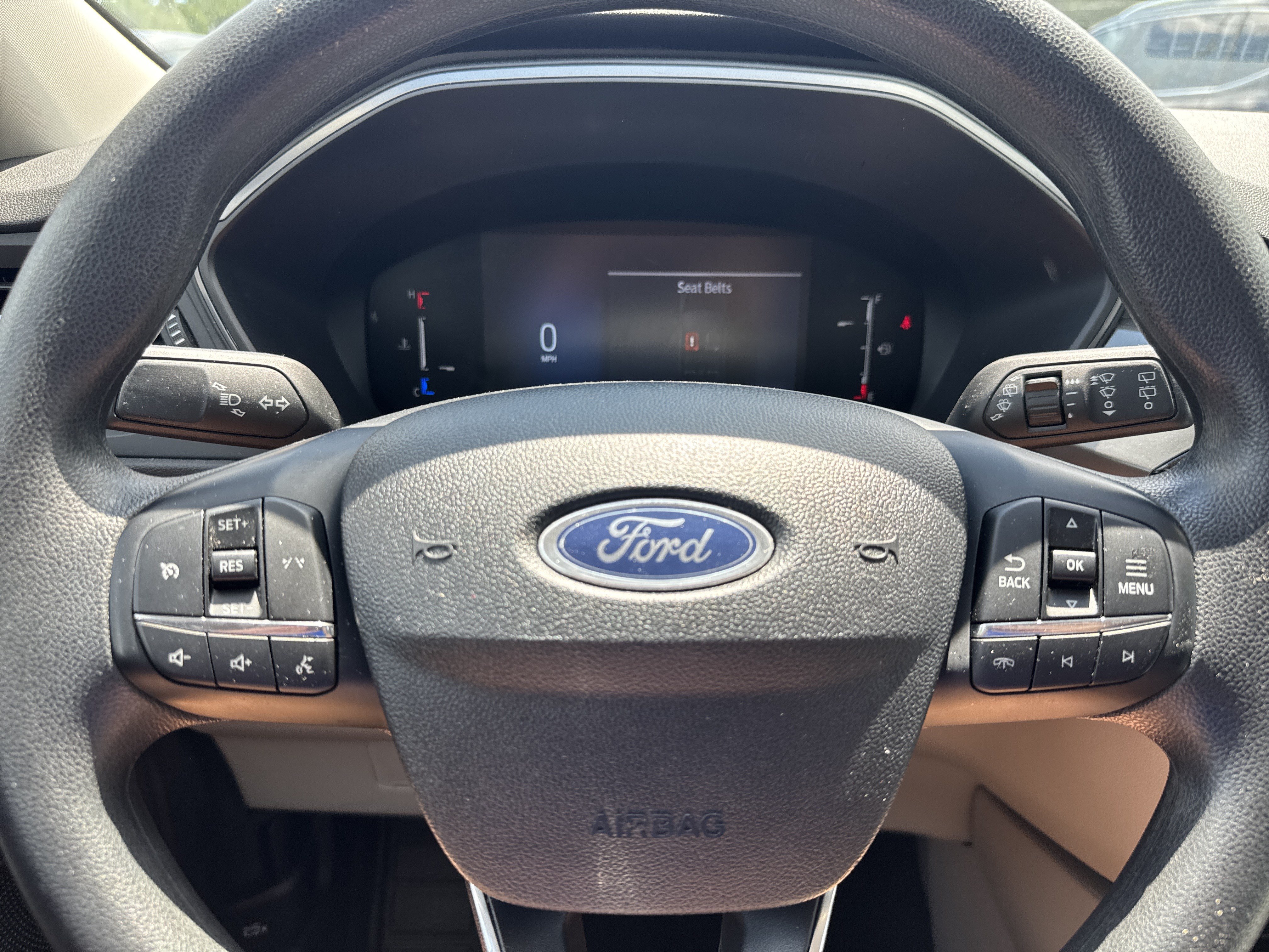 Used 2025 Ford Escape Active AWD/4WD image 10