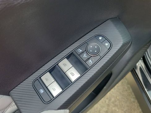 Used 2024 Mitsubishi Outlander SEL FWD image 14