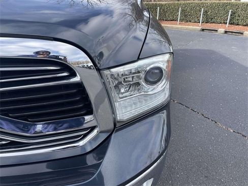 Used 2019 RAM 1500 Laramie image 36