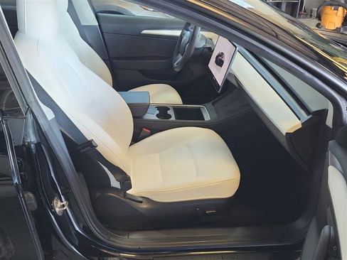 Used 2023 Tesla Model 3 Performance image 8