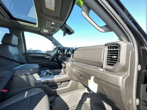 New 2025 Chevrolet Silverado 2500 LTZ w/ Z71 Chrome Sport Edition image 20