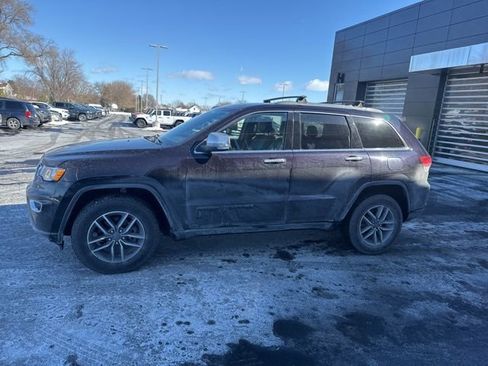 Used 2020 Jeep Grand Cherokee Limited w/ Trailer Tow Group IV image 12