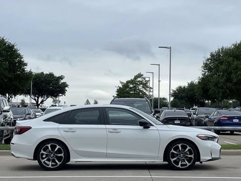 Certified 2026 Honda Civic Sport image 3